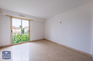  Appartement � vendre 4 pi�ces 150 m�