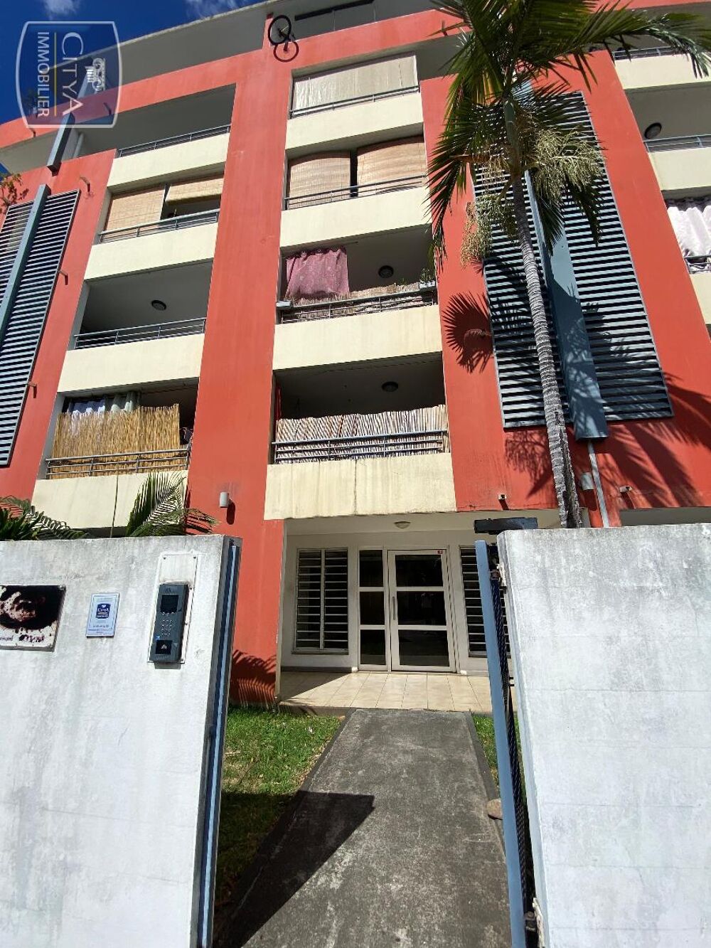 À vendre : Appartement T1 de 26 m² à Saint-Denis, quarti....