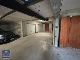  Parking / Garage � vendre 12 m�
