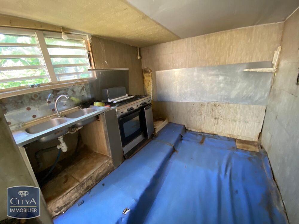 À vendre : maison de ville à rénover - À VENDRE MAISON D....