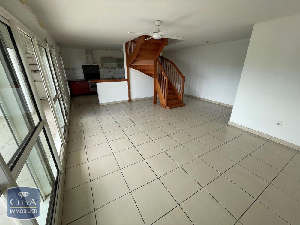 vente Appartement - 6 pièce(s) - 128 m² Saint-Denis (97400)