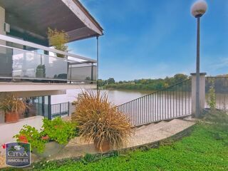  Maison  vendre 9 pices 370 m