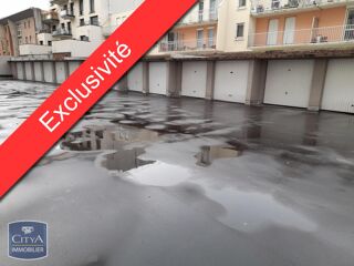  Parking / Garage � vendre 