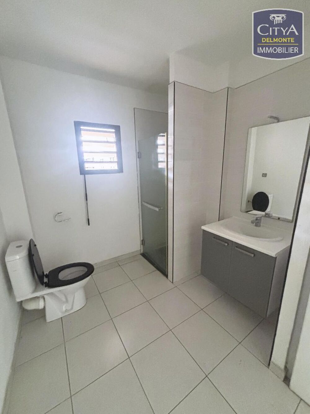 vente Appartement - 2 pièce(s) - 47 m² Saint-Pierre (97410)