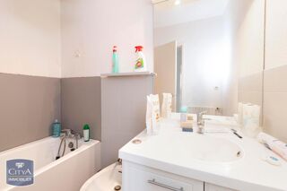  Appartement  vendre 2 pices 51 m