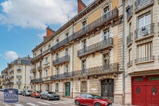  Immeuble  vendre 308 m