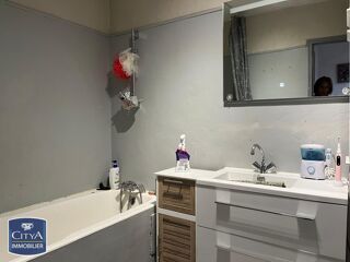  Immeuble  vendre 244 m