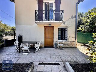  Maison  vendre 6 pices 156 m