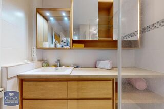  Appartement  vendre 4 pices 79 m