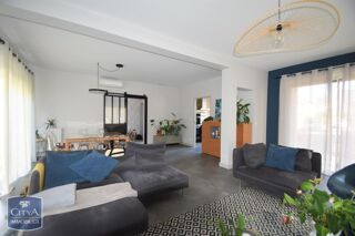  Villa  vendre 6 pices 137 m