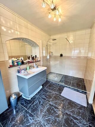  Maison � vendre 6 pi�ces 240 m�