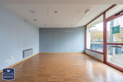 À vendre : Local commercial 7 pièces, avec parkings e... 286000 37300 Jou-ls-tours
