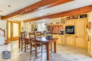  Maison � vendre 7 pi�ces 245 m�