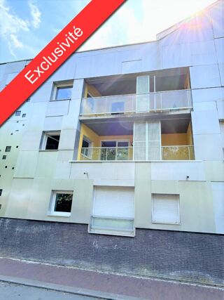  Appartement  vendre 4 pices 82 m