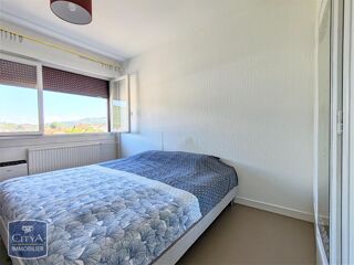  Appartement  vendre 4 pices 77 m