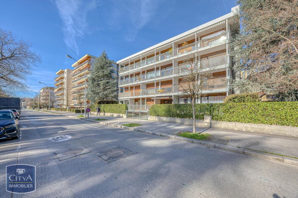 � vendre  Appartement Annecy (74000)