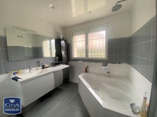  Maison � vendre 7 pi�ces 175 m�