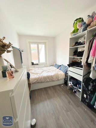  Immeuble � vendre 413 m�