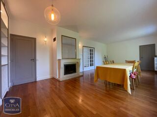  Maison  vendre 8 pices 190 m