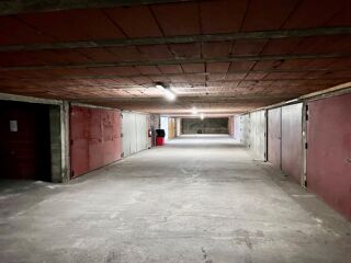  Parking / Garage � vendre 