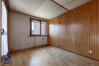  Appartement � vendre 5 pi�ces 85 m�