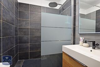  Appartement  vendre 4 pices 81 m