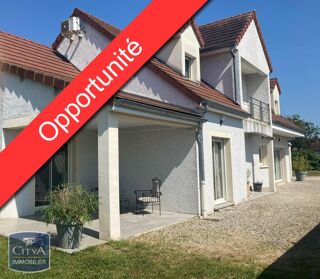  Villa  vendre 9 pices 250 m