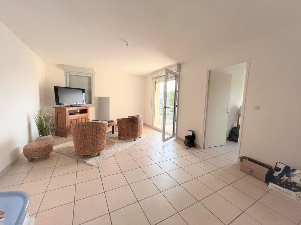 TOURS QUARTIER DEUX LIONS : appartement type 3 avec park....