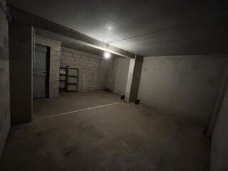  Parking / Garage  vendre 