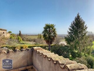  Maison  vendre 5 pices 230 m