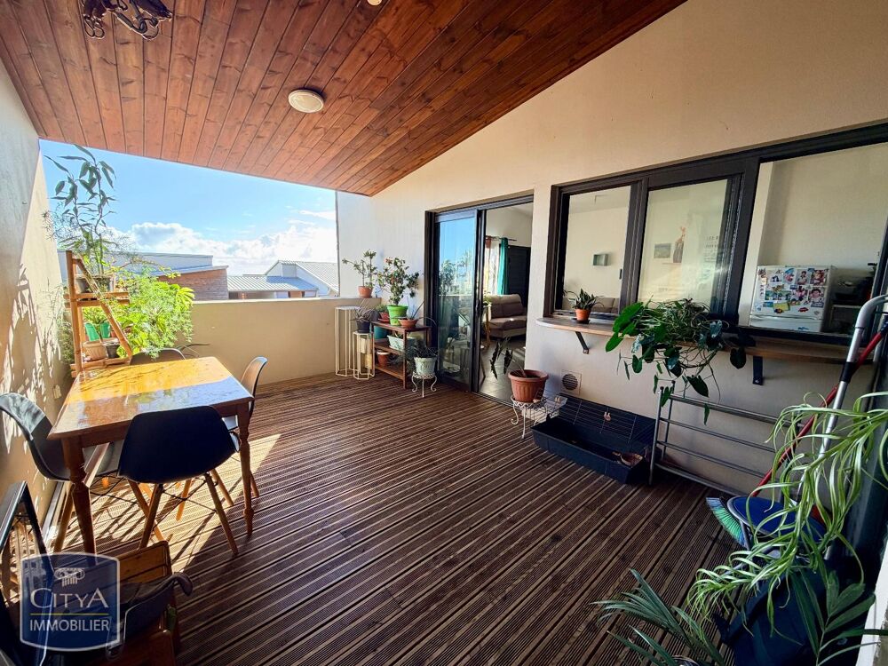 vente Appartement - 3 pièce(s) - 61 m² Sainte-Clotilde (97490)
