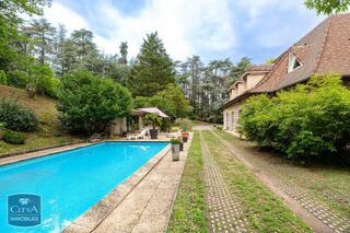  Maison  vendre 10 pices 360 m