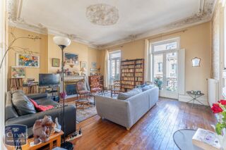  Appartement  vendre 6 pices 208 m