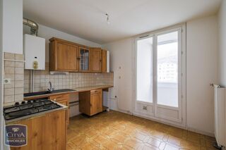 Appartement � vendre 4 pi�ces 65 m�