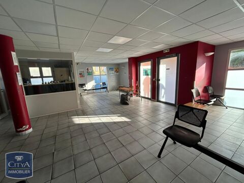 VENTE d'un local professionnel de 280 m&sup2; avec 4 burea... 285000 66000 Perpignan