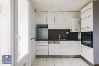  Appartement  vendre 4 pices 66 m