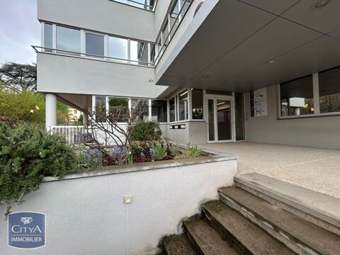 ROANNE-LOCAL PROFESSIONNEL DE 323 M&sup2; AVEC 9 PLACES DE... 399000 42300 Roanne