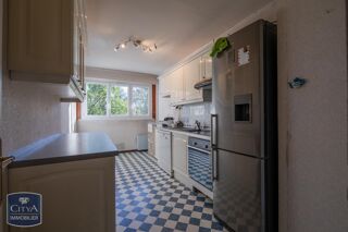  Appartement  vendre 4 pices 83 m