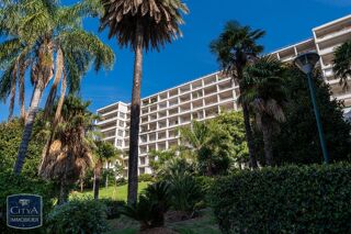  Appartement  vendre 2 pices 77 m