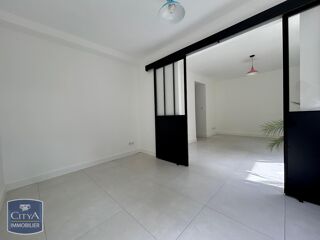  Appartement  vendre 2 pices 56 m