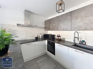  Appartement � vendre 5 pi�ces 89 m�