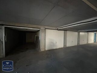  Parking / Garage  vendre 14 m