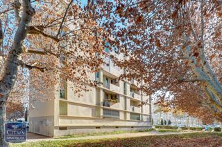  Appartement  vendre 5 pices 82 m