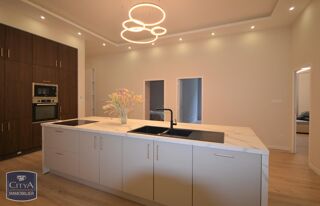  Appartement  vendre 7 pices 162 m