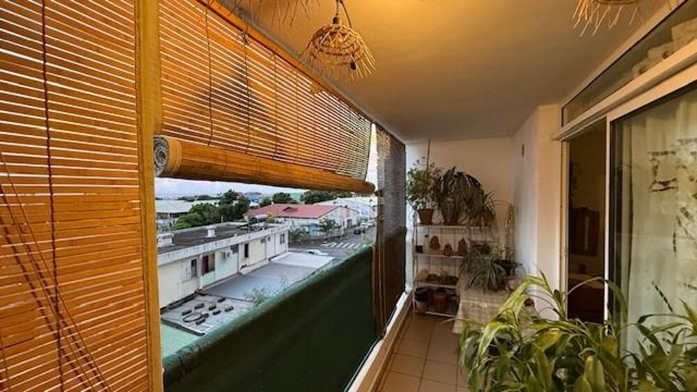 APPARTEMENT T2 LOUE RESIDENCE SECURISEE ST CLOTILDE - Ex....