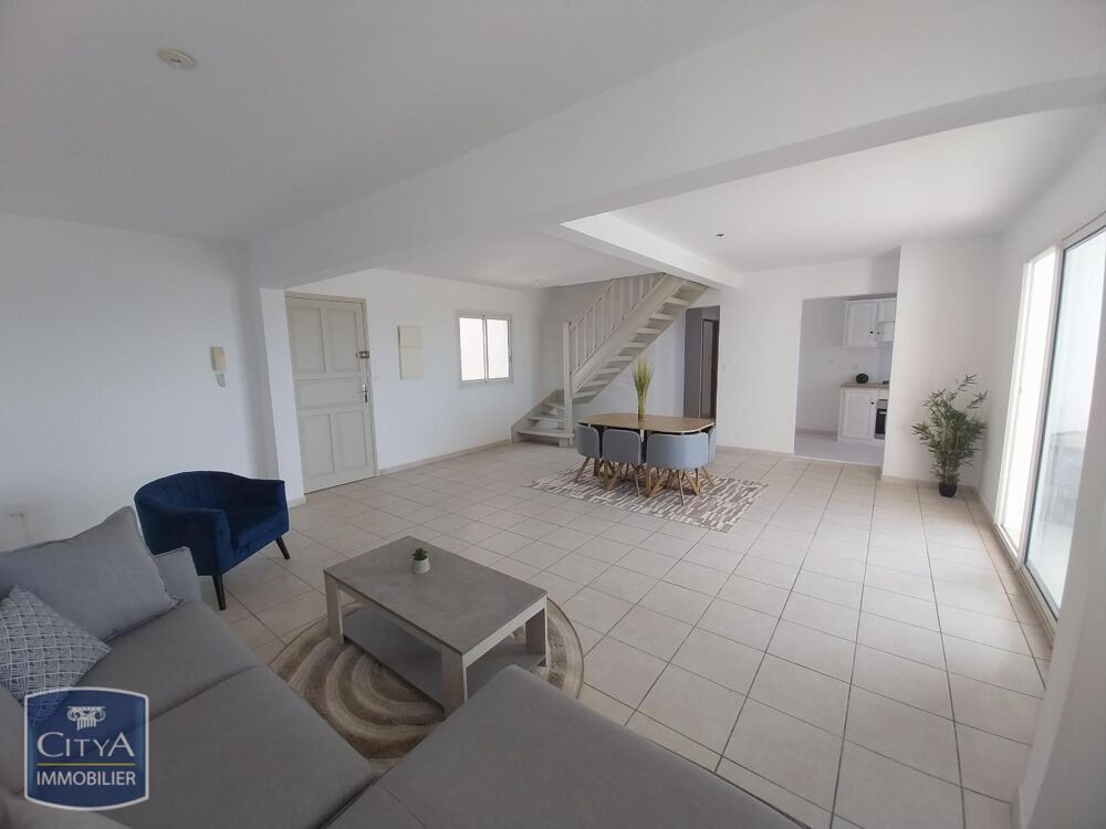 vente Appartement - 6 pièce(s) - 151 m² Sainte-Clotilde (97490)