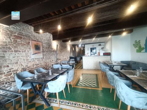 A MACON EN BOURGOGNE RESTAURANT DE 300 M&sup2; AVEC TERRASSE 264000 71000 M�con