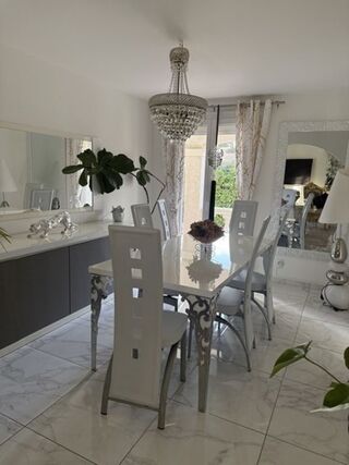  Maison � vendre 5 pi�ces 180 m�