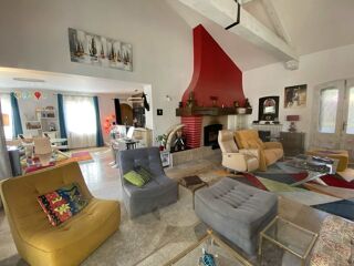  Maison  vendre 7 pices 218 m