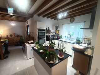  Maison  vendre 6 pices 130 m